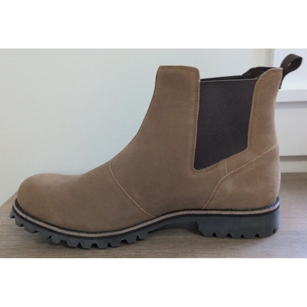 Chaco Men's Fields Chelsea Waterproof Boots Size 10.5 Tan Leather Suede Lug-Sole